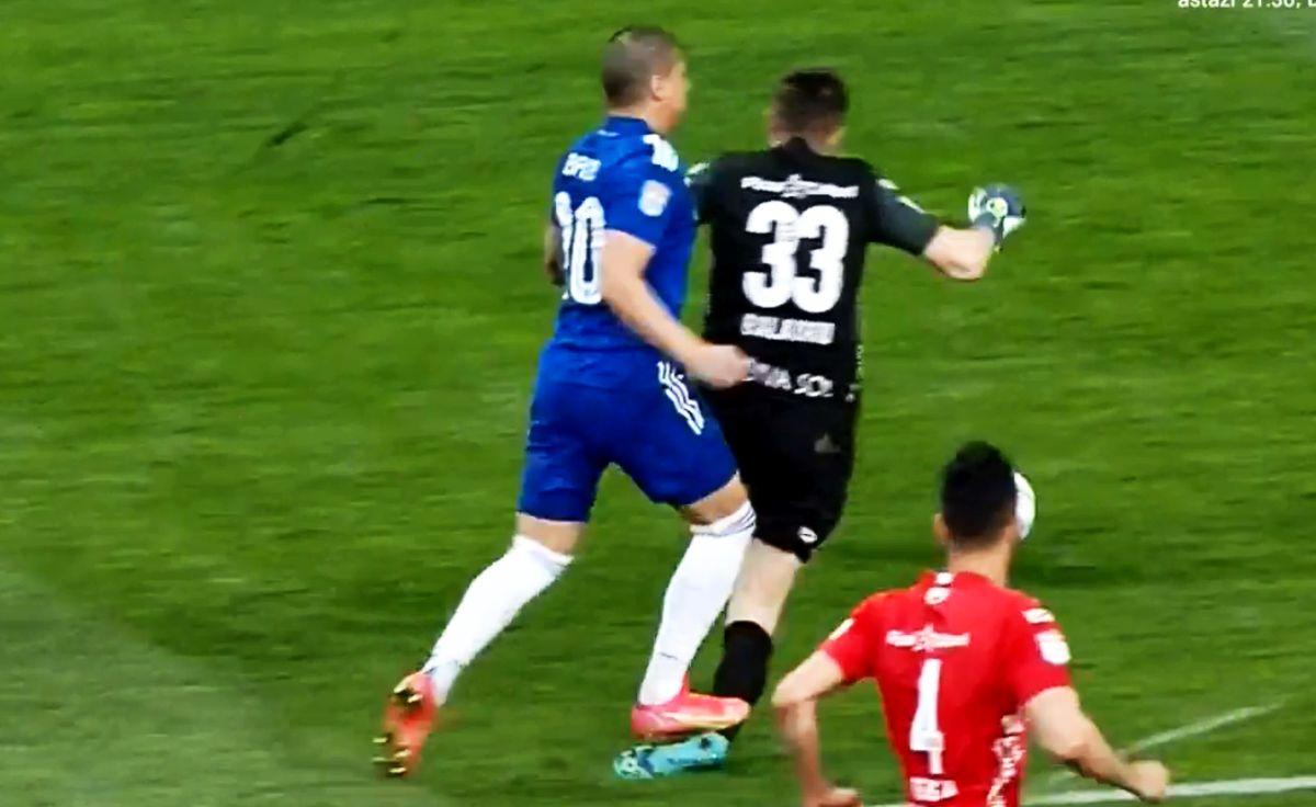 FCU Craiova - UTA, fault Bauza asupra lui Balauru