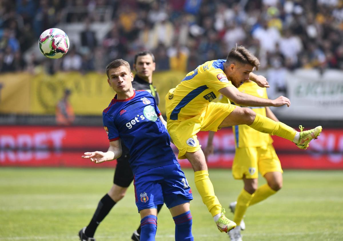 Daniel Oprița, acuzații incredibile după Petrolul - Steaua: „A venit să mă înjure, voia să ne dăm la o parte!”