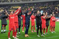 Rezultat perfect pentru FCSB în lupta pentru titlu cu Farul! Cum profită „roș-albaștrii” de egalul dintre CFR și Craiova