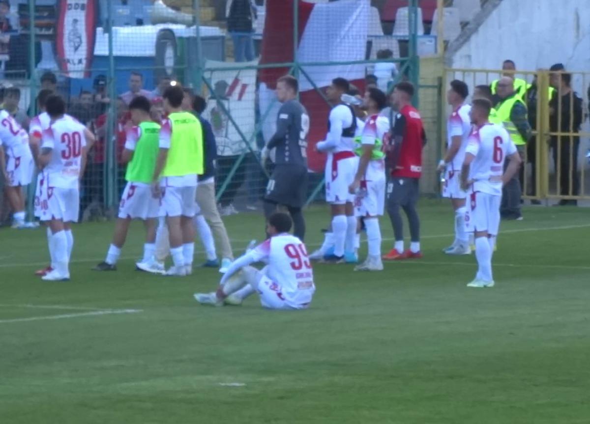 FOTO 7 detalii de la Buzău - Dinamo 2-2 01.05.2023