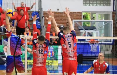 CSM Arcada Galați este la un pas de al cincilea titlu consecutiv în Divizia A1 la volei masculin
