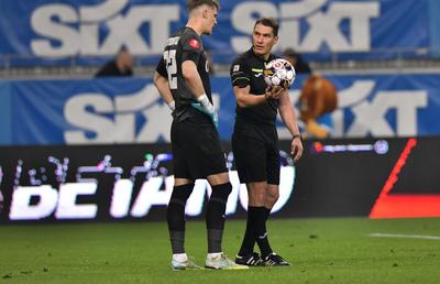 Mihai Stoica îi răspunde lui Neagoe: „N-a fost penalty! Poate a văzut vreo mătușă din tribune și a fluturat baticul”