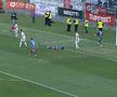 Fază confuză în Buzău - Dinamo, cu Dujmovic și Gaitan / FOTO: Capturi TV @Digi Sport 1