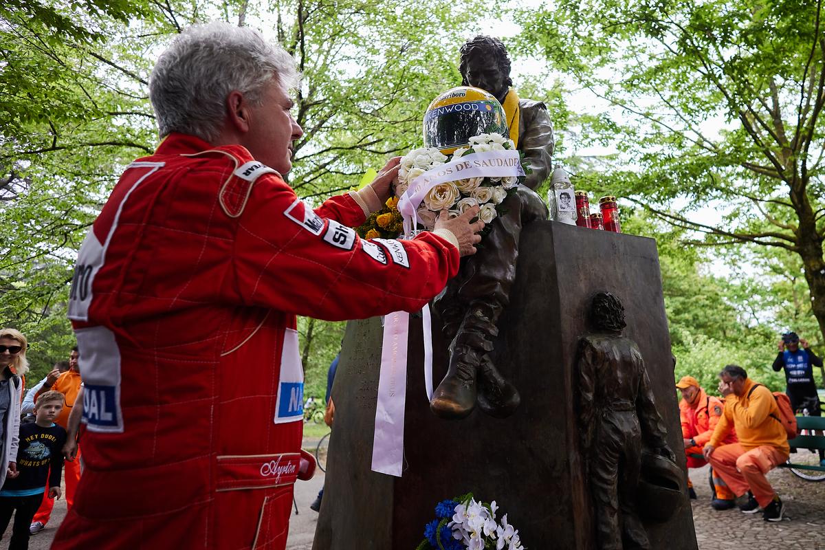 „Să mori în ziua Învierii”» 28 de ani de la dispariția marelui Ayrton Senna. Ce scria Gazeta după tragedie