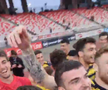 A luat camera si a filmat sarbatoarea: „Man e adminul, ca să știți” / Foto: Lega B (X)