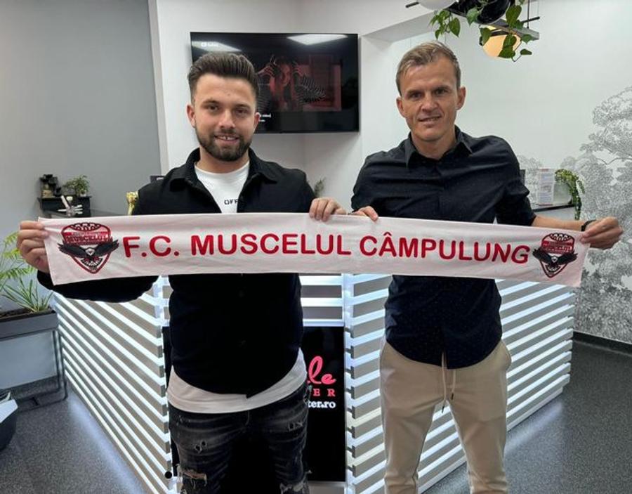 Fostul jucător de la Rapid a semnat! Se întoarce la clubul de unde plecase cu scandal: „Trecând peste neînțelegerile survenite”
