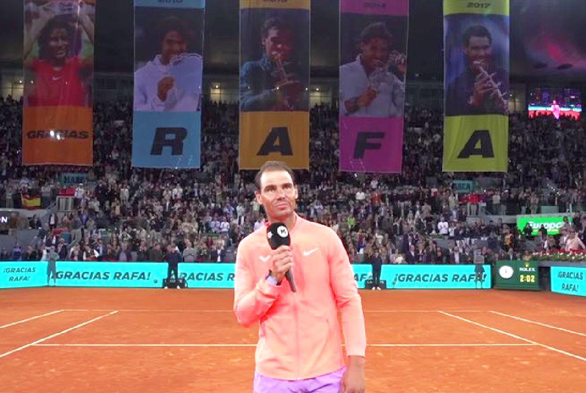 Rafa Nadal y nada más » Noapte copleșitoare la Madrid: eliminat, „Regele Zgurii” și-a luat adio de la turneu. Soția și sora au plâns în arenă + Românul menționat în discursul de rămas-bun