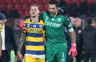 Dennis Man și Valentin Mihăilă l-au emoționat pe uriașul Gigi Buffon » Mesajul legendarului portar