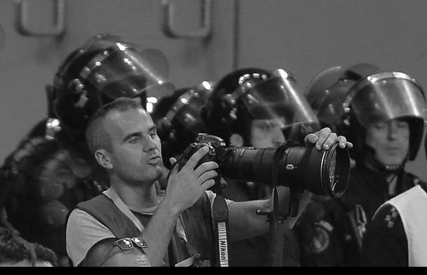 Au mai tras un meci pentru tine, Alex! » Demers colectiv al redacțiilor din România pentru a-i îndeplini ultima dorință lui Alex Hojda. Colegii lui au fotografiat pentru el evenimentele sportive din ultimele zile