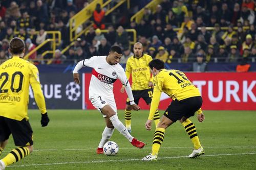 Kylian Mbappe, greu de oprit la meciul direct din grupe / Foto: Imago
