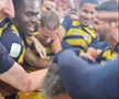 A luat camera si a filmat sarbatoarea: „Man e adminul, ca să știți” / Foto: Lega B (X)