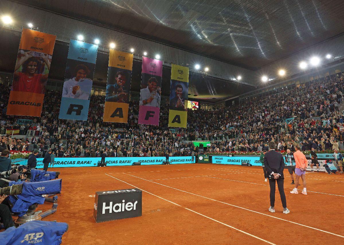 Rafa Nadal y nada más » Noapte copleșitoare la Madrid: eliminat, „Regele Zgurii” și-a luat adio de la turneu. Soția și sora au plâns în arenă + Românul menționat în discursul de rămas-bun