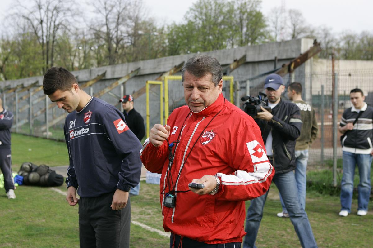 La aproape 20 de ani distanță, fostul antrenor de la Dinamo dezvăluie: „Am fost demis fiindcă i-am folosit pe Ștefan Radu și Ropotan! Au încercat să intervină”
