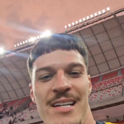 A luat camera si a filmat sarbatoarea: „Man e adminul, ca să știți” / Foto: Lega B (X)