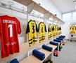 Bari - Parma, meciul care poate aduce promovarea în Serie A pentru Dennis Man și Valentin Mihăilă / Foto: Parma (X)