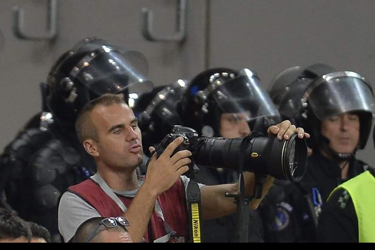 Au mai tras un meci pentru tine, Alex! » Demers colectiv al redacțiilor din România pentru a-i îndeplini ultima dorință lui Alex Hojda. Colegii lui au fotografiat pentru el evenimentele sportive din ultimele zile