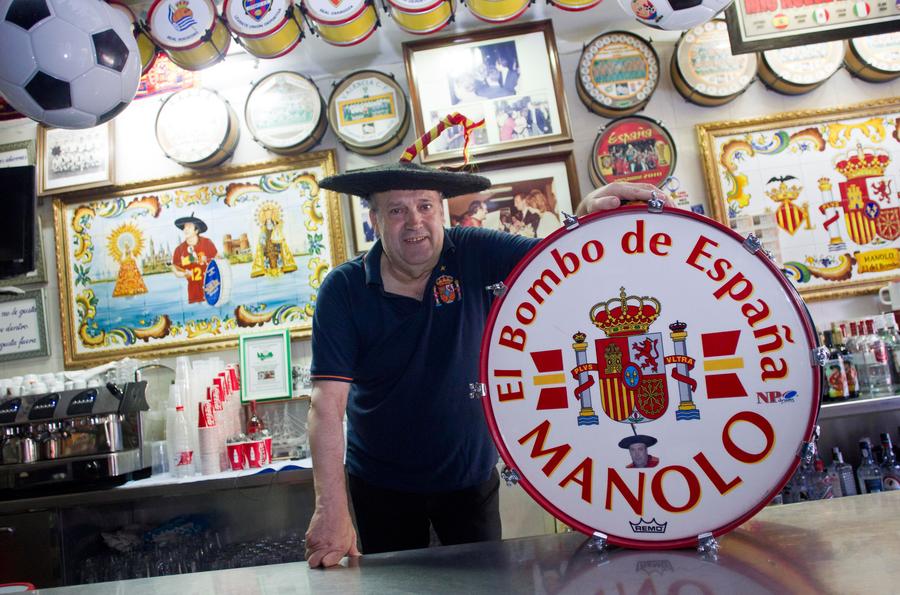 Manolo, cel mai cunoscut suporter al naționalei Spaniei, a decedat. Foto: Imago A murit cel mai cunoscut suporter al Spaniei, legendarul Manolo