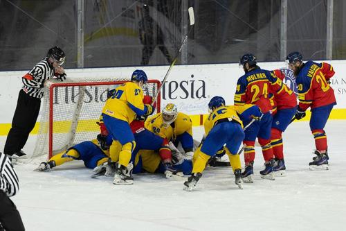 România, învinsă cu 4-0 de Ucraina la Campionatul Mondial de Hochei/Foto: Facebook (FRHG)