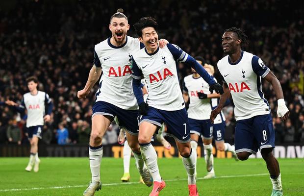 Cotele pentru câștigarea Europa League și Conference League, prezentate în emisiunea Breaking Bets de azi. Află care sunt favoritele!
