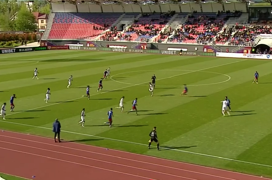 Gol din ofsaid marcat de Chindia // Captură foto @Prima Sport 1 Ce scene în prelungiri la Chindia - Steaua! Oprița a sprintat spre Peluza Sud