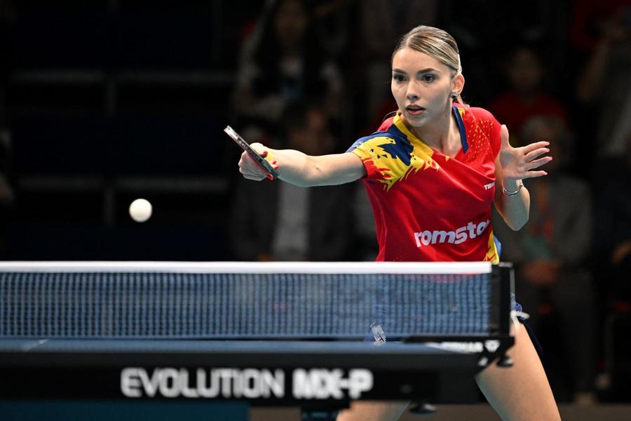 Bernadette Szocs în acțiune Foto: Imago Images Reprezentativa României înfruntă Franța pentru o medalie la Campionatul Mondial pe echipe de tenis de masă: „Sunt foarte combative”