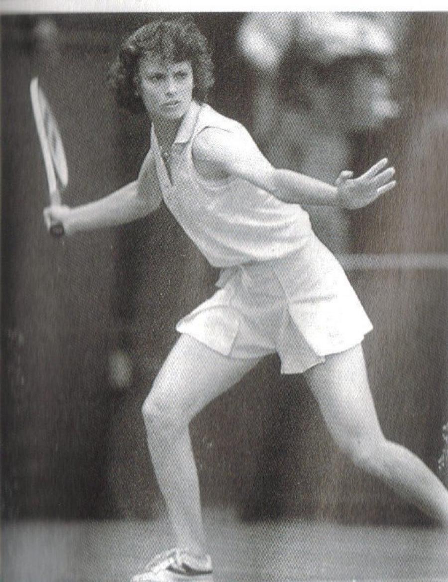 Roland Garros se joacă pe GSP.ro »Românce îndrăgostite de zgură» De la spectaculoasa Florența Mihai la adolescenta Sorana Cîrstea, jucătoare care au atins săptămâna a doua pe zgura pariziană