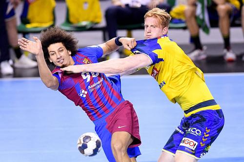 Ali Zein, 31 de ani, va juca din sezonul viitor la Dinamo, a semnat un contract valabil până în 2024! Zein evoluează în prezent la Barcelona, cu care e calificat în Final Four-ul Champions League.