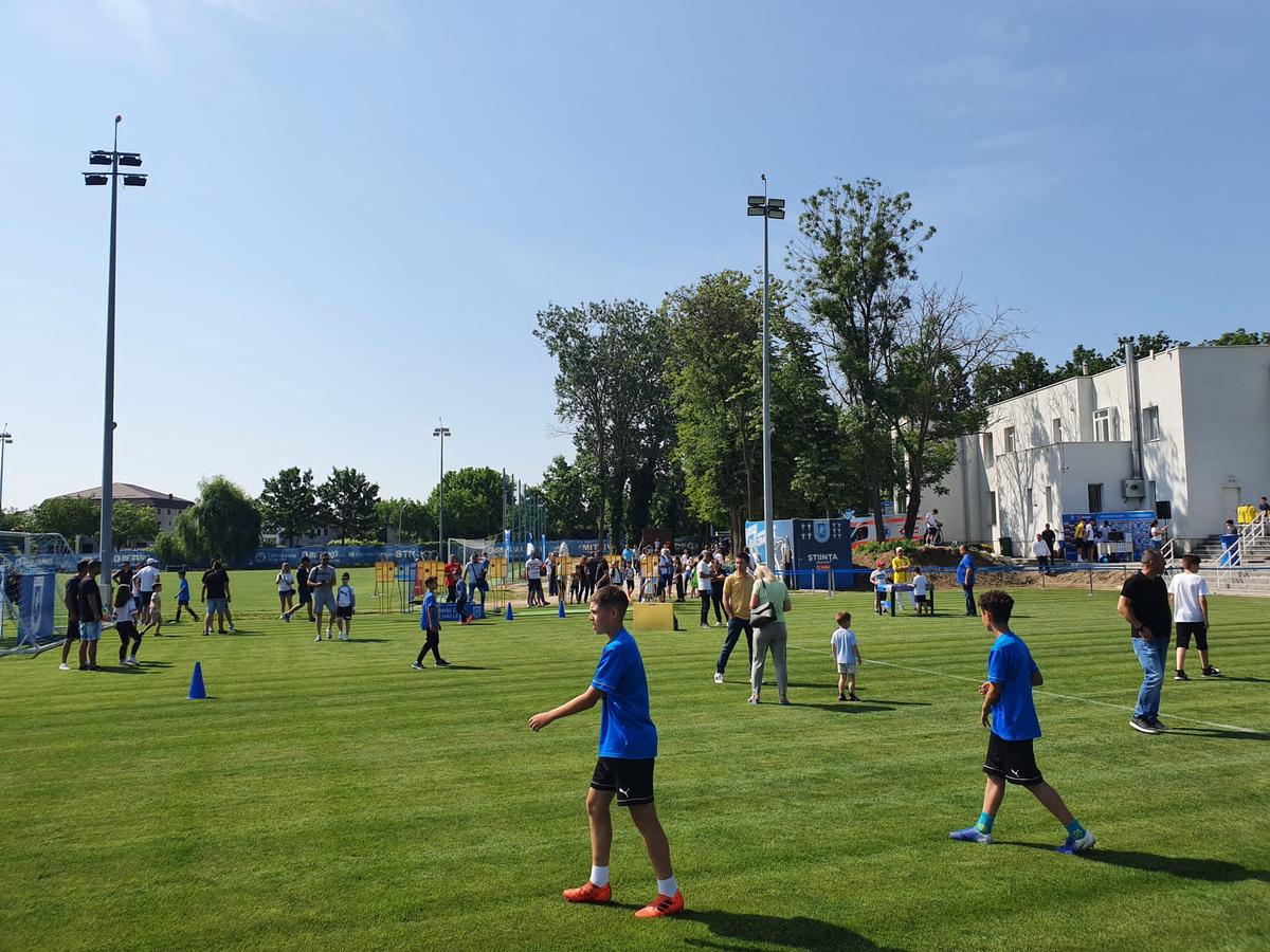Universitatea Craiova, vizitată de copii de 1 iunie