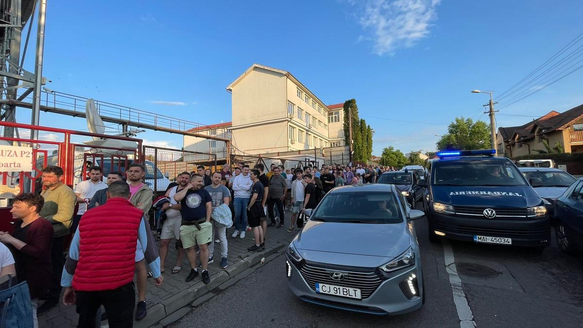 Ce l-a deranjat pe Dan Petrescu după CFR Cluj - FCU Craiova: „Să mă sunați și să îmi spuneți!”