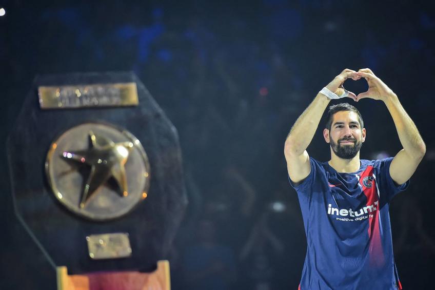 Nikola Karabatic salută publicul Foto: Imago