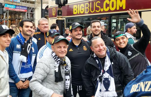 Înainte de Borussia Dortmund - Real Madrid, Regent Street a devenit cel mai aglomerat bulevard din Europa » Cum au interacționat suporterii celor două finaliste