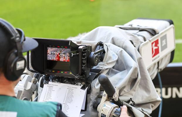 Acord de proporții pe piața media din România! » Cine va transmite Mondialele de fotbal din 2026 și 2030, după ce Antena 1 și Pro TV au negociat cap la cap
