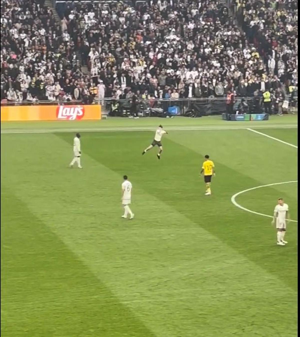 Imagini interzise la TV » De ce a fost întreruptă finala Ligii Campionilor de pe Wembley