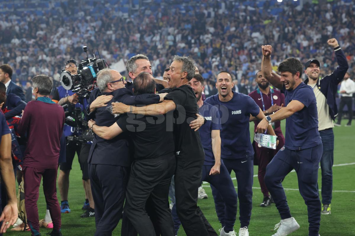 Luis Enrique, așa cum nu l-ai mai văzut, după triumful en fanfare din finala Ligii Campionilor: i-a dedicat victoria fiicei sale