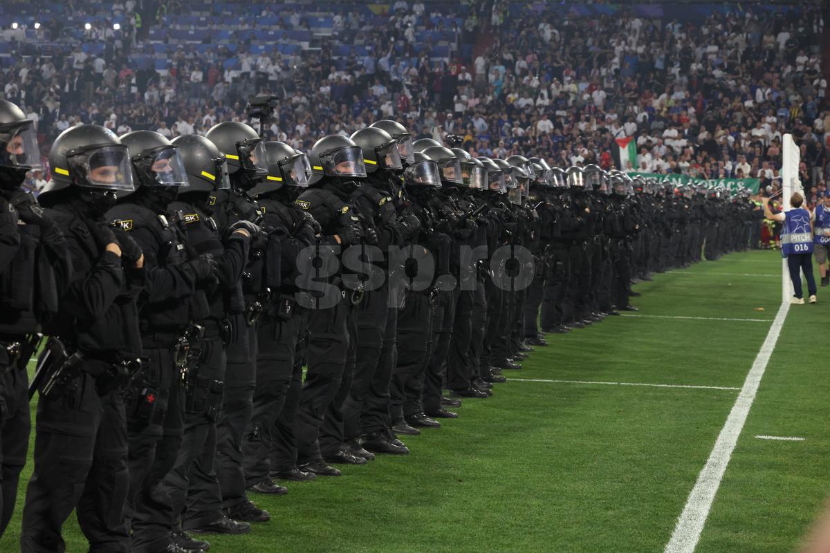 Imagini de la finalul partidei PSG - Inter 5-0