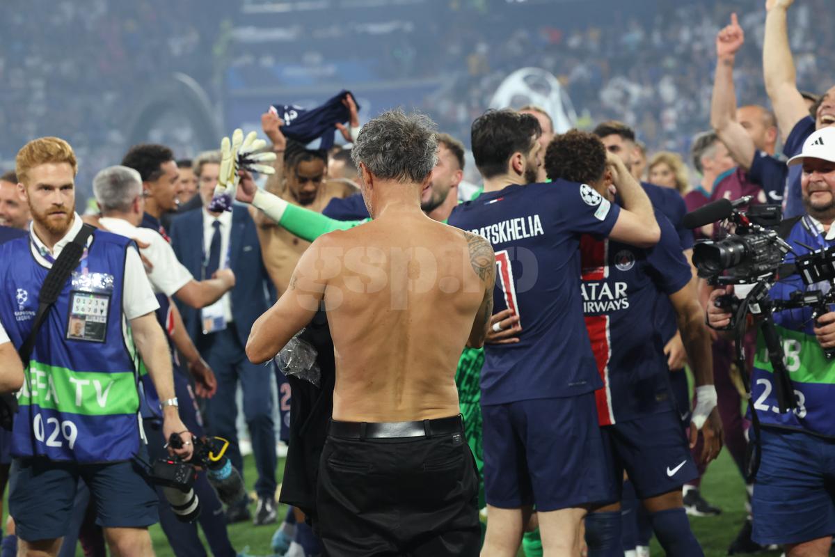 Luis Enrique, așa cum nu l-ai mai văzut, după triumful en fanfare din finala Ligii Campionilor: i-a dedicat victoria fiicei sale