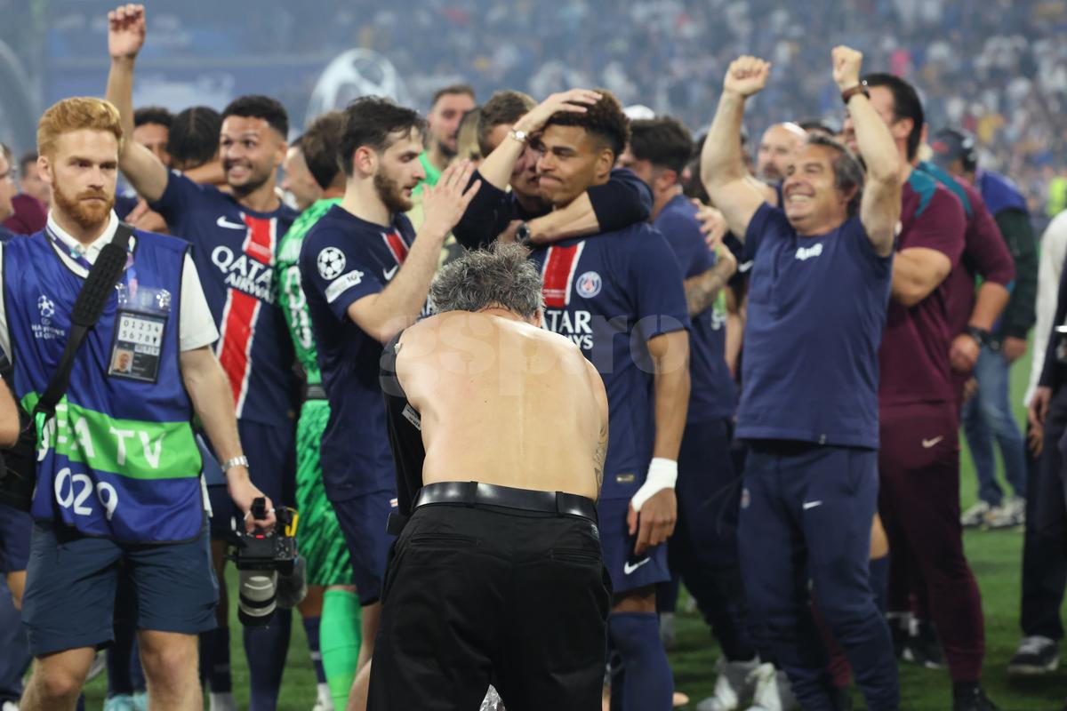 Luis Enrique, așa cum nu l-ai mai văzut, după triumful en fanfare din finala Ligii Campionilor: i-a dedicat victoria fiicei sale