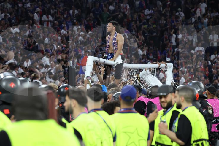 Imagini de la finalul partidei PSG - Inter Milano 5-0 FOTO: Ionuţ Iordache (GSP)