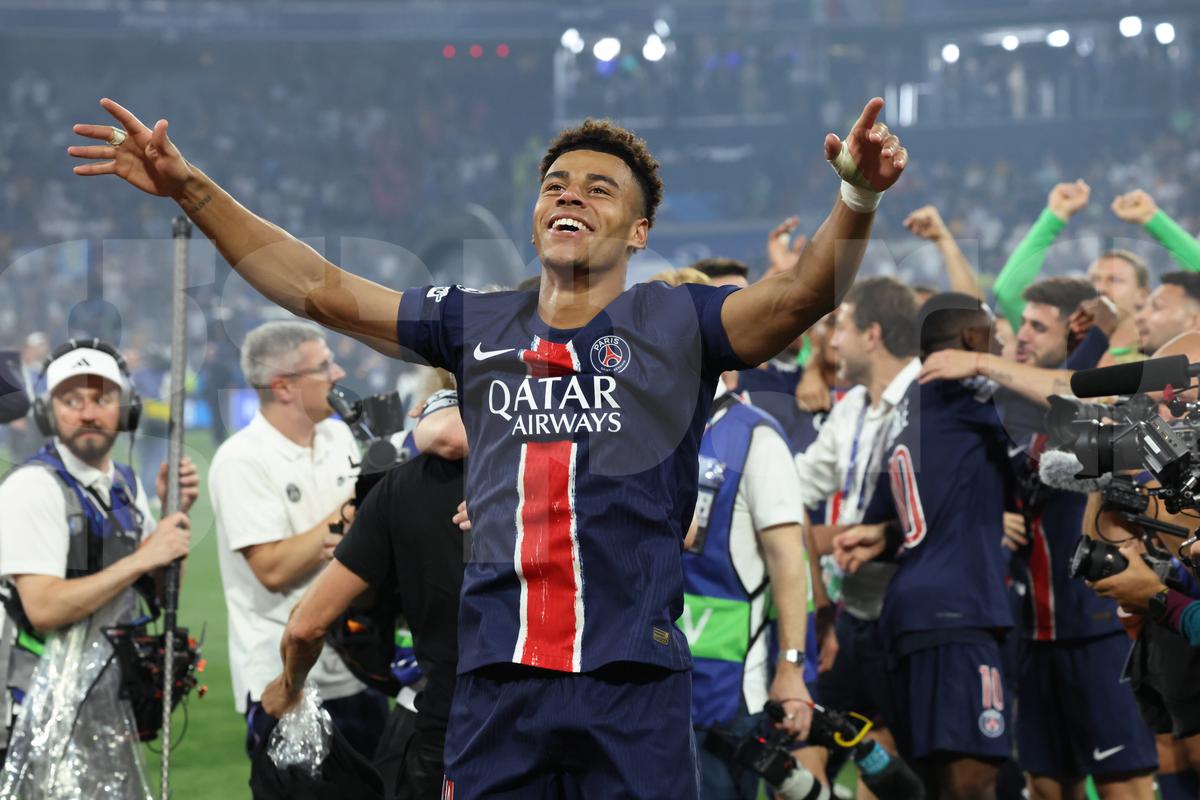 Imagini de la finalul partidei PSG - Inter 5-0