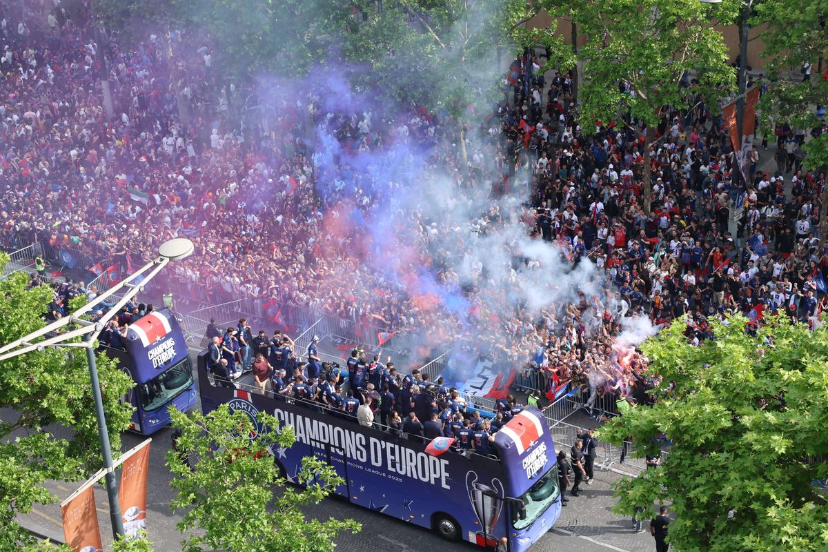 Sărbătoare la Paris după ce PSG a câștigat Liga Campionilor