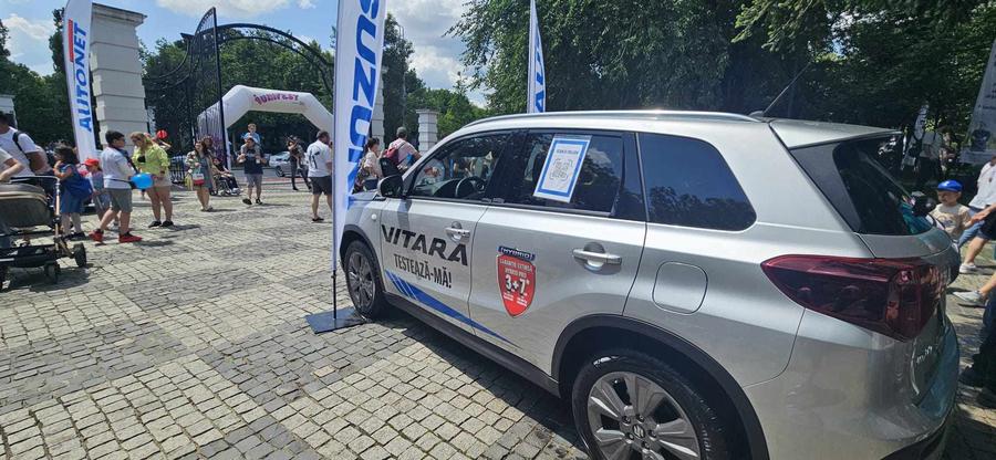 „Pune în mișcare” distracția. Copilărie, zâmbete și hibrizi: povestea Suzuki de la 1UniFest