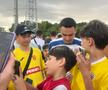 România, antrenament deschis publicului înainte de dubla cu Austria și Cipru » Fotbaliștii au dat autografe copiilor