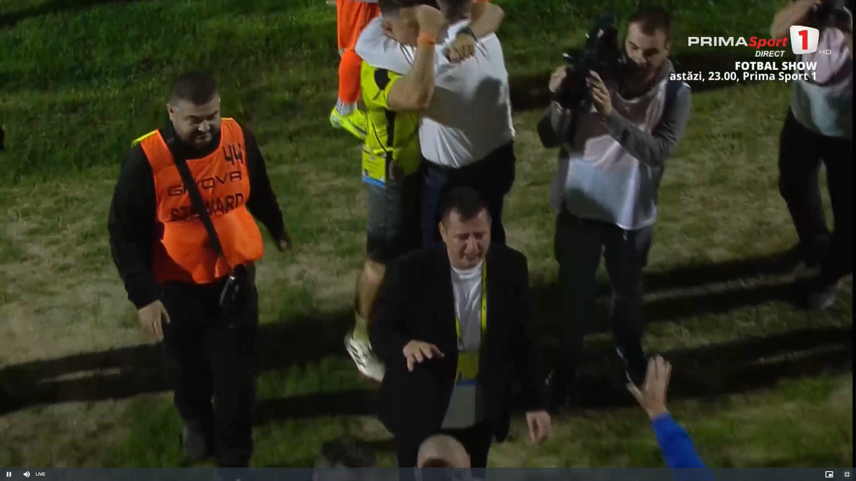Ianis Zicu a început să plângă după ce Metaloglobus a promovat în Superliga
