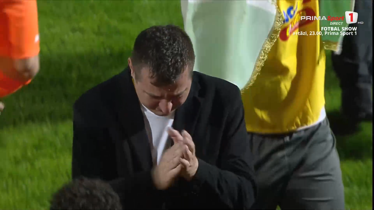Ianis Zicu a început să plângă după ce Metaloglobus a promovat în Superliga