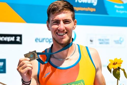 Mihai Chiruță cu medalia de bronz la Campionatele Europene Foto: World Rowing