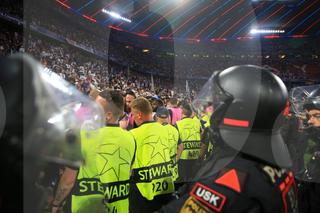 Ce s-a întâmplat pe teren, după finala Ligii Campionilor » GSP a surprins imaginile care au declanșat panica în rândul forțelor de ordine