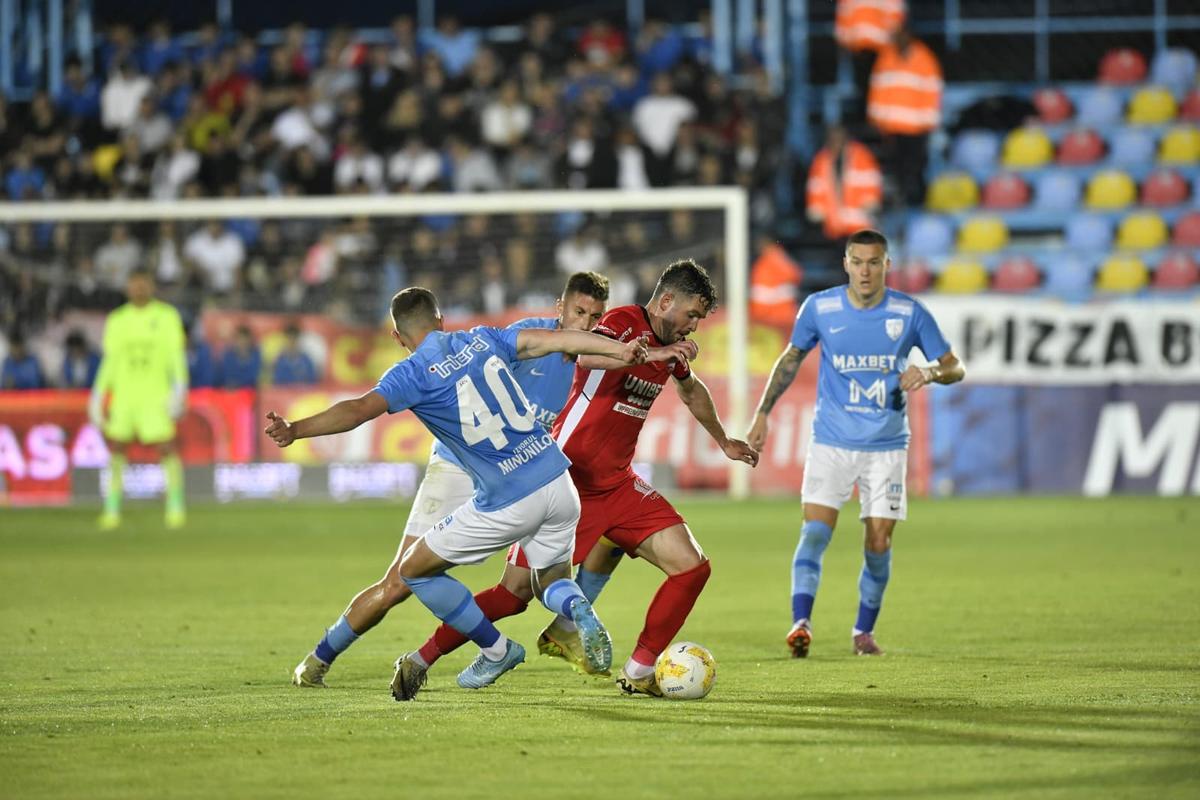 Hermannstadt RETROGRADEAZĂ în Liga a 2-a, FC Voluntari se întoarce în Superligă » Arbitrul a pus umărul serios la stabilirea rezultatului