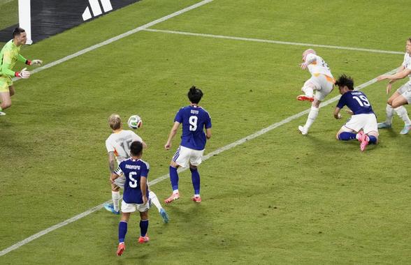 Noua regulă introdusă de IFAB, aplicată în Japonia - Islanda » Pe nordici i-a costat scump