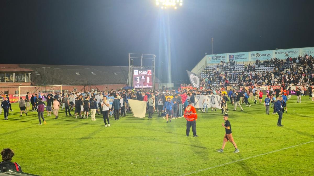 Imagini la finalul partidei Voluntari - Hermannstadt