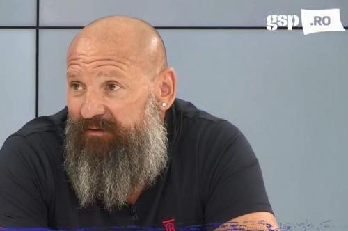 Bogdan Stelea în timpul emisiunii GSP Live